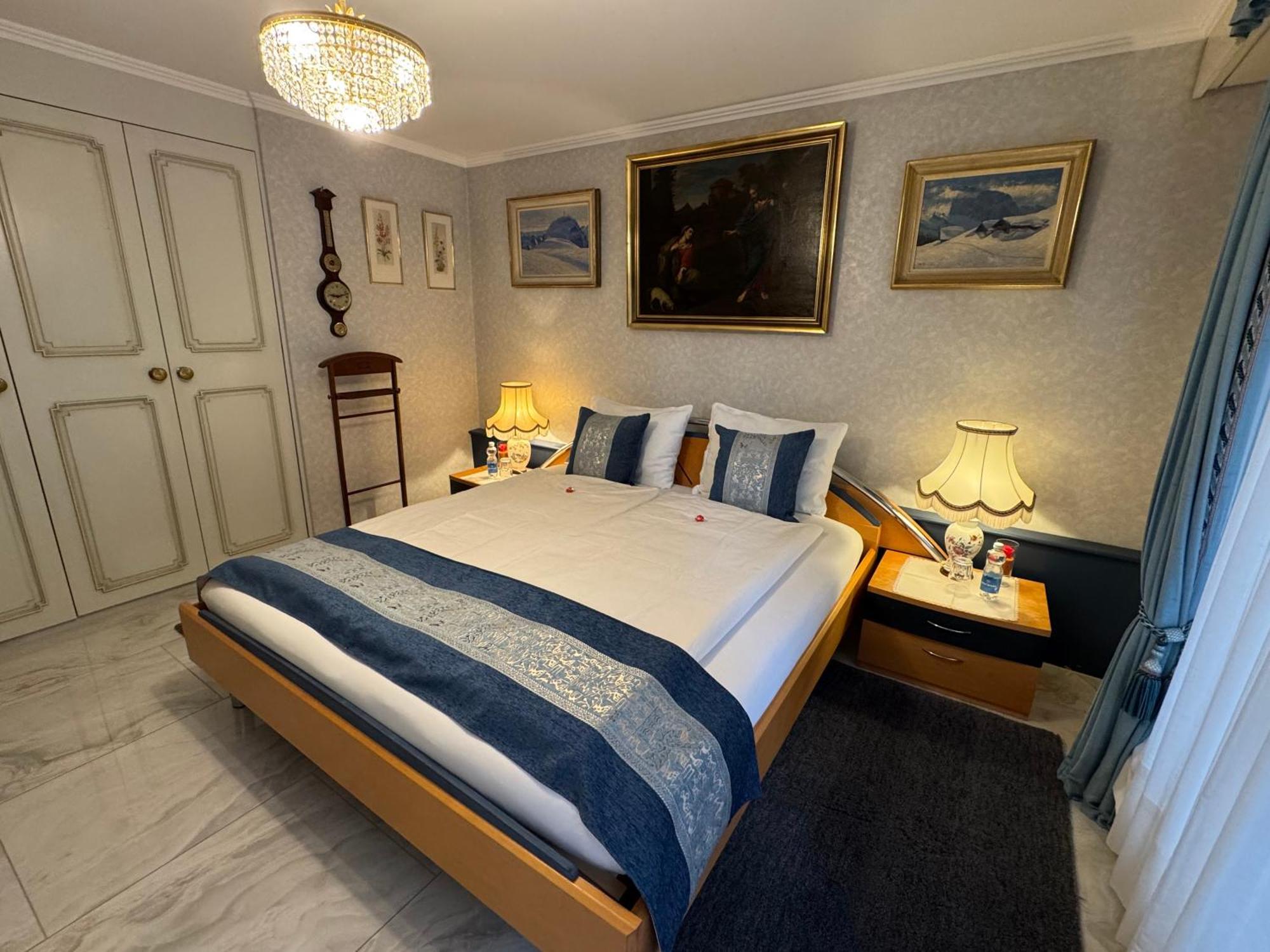 Chloesterli Bed & Breakfast *
