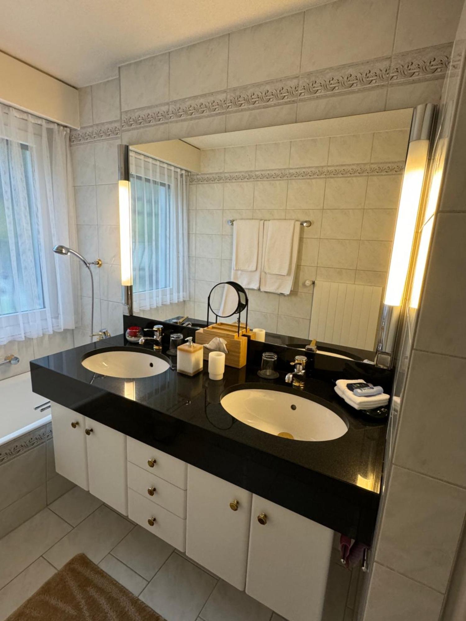 Bed & Breakfast Chloesterli *