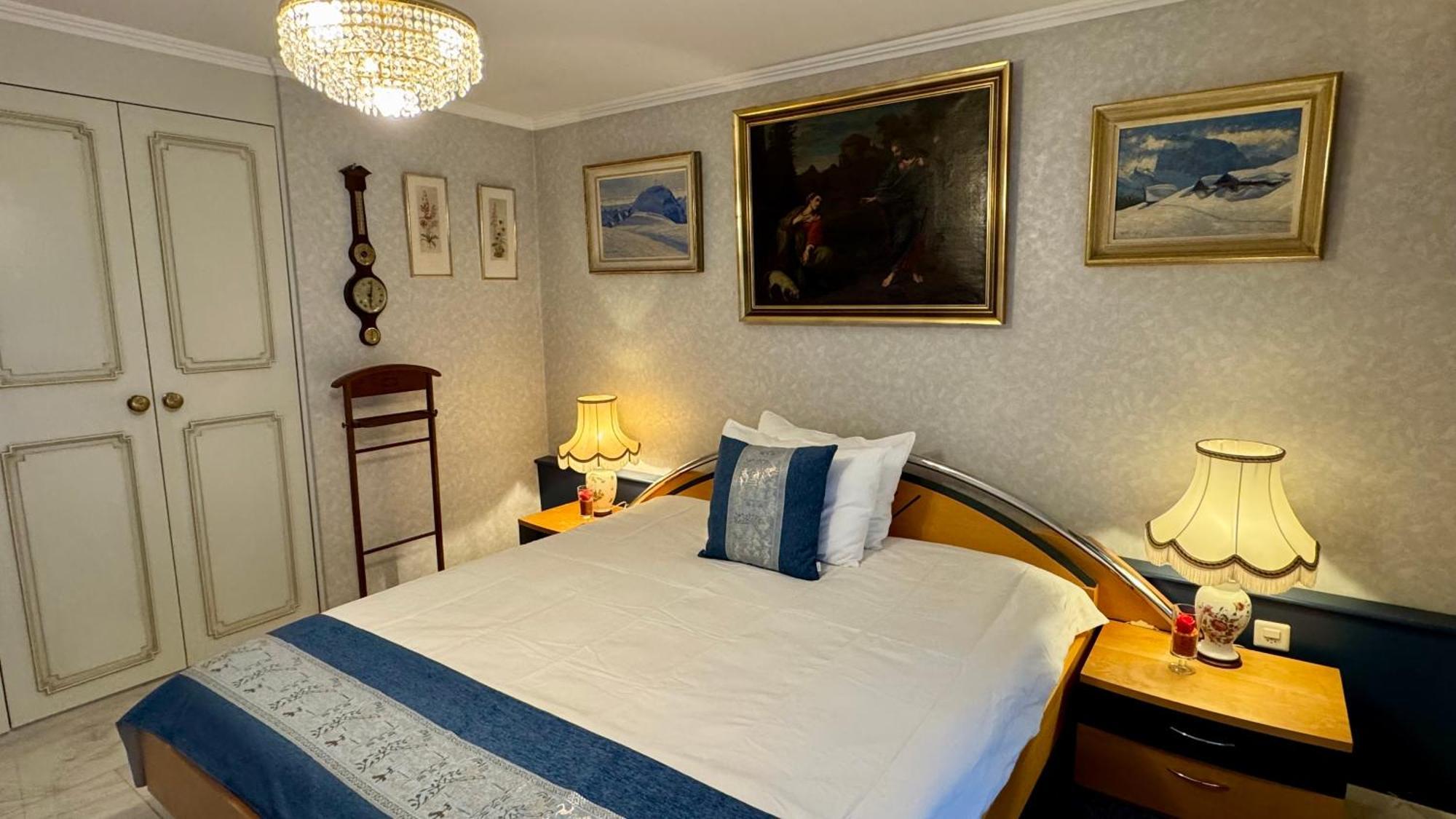 Chloesterli Bed & Breakfast *